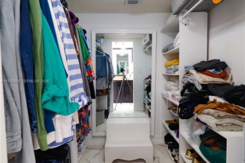 Купить кондоминиум в Дирфилд-Бич, Флорида 2 спальни, 111.48м2, № 2006937 - фото 25