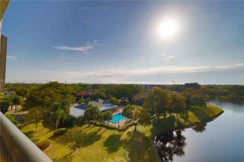 Купить кондоминиум в Дирфилд-Бич, Флорида 2 спальни, 111.48м2, № 2006937 - фото 6