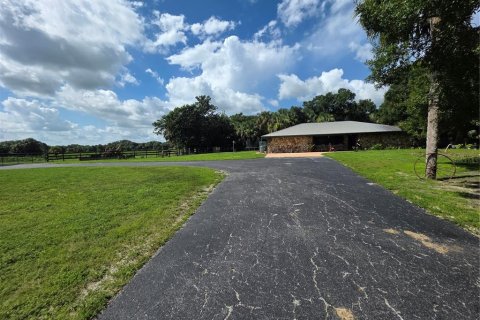 House in Punta Gorda, Florida 3 bedrooms, 191.94 sq.m. № 1833027 - photo 3