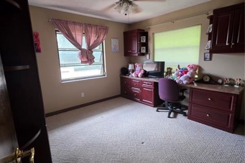 House in Punta Gorda, Florida 3 bedrooms, 191.94 sq.m. № 1833027 - photo 16