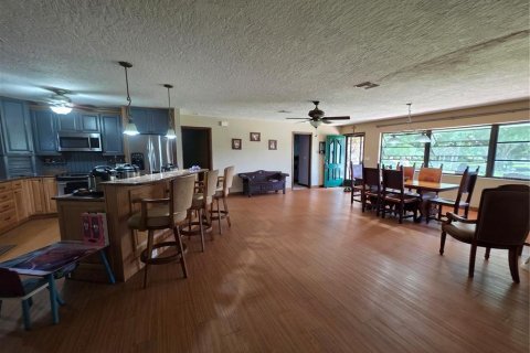 House in Punta Gorda, Florida 3 bedrooms, 191.94 sq.m. № 1833027 - photo 7