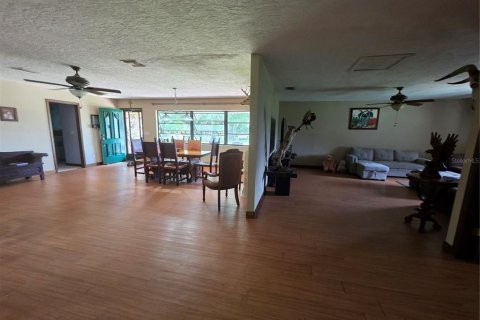 House in Punta Gorda, Florida 3 bedrooms, 191.94 sq.m. № 1833027 - photo 6