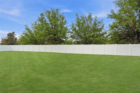 House in Brooksville, Florida 4 bedrooms, 265.14 sq.m. № 2139392 - photo 5