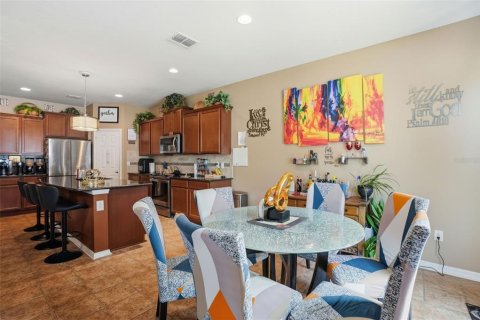 House in Brooksville, Florida 4 bedrooms, 265.14 sq.m. № 2139392 - photo 12
