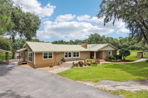 Villa ou maison à vendre à Bushnell, Floride: 3 chambres, 244.89 m2 № 1837886 - photo 1