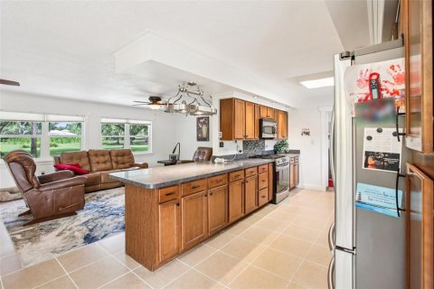 Villa ou maison à vendre à Bushnell, Floride: 3 chambres, 244.89 m2 № 1837886 - photo 12