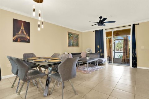 Touwnhouse à vendre à Davenport, Floride: 3 chambres, 142.98 m2 № 2236517 - photo 5