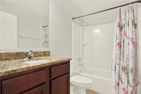 Touwnhouse à vendre à Davenport, Floride: 3 chambres, 142.98 m2 № 2236517 - photo 12