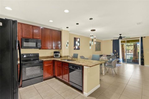 Touwnhouse à vendre à Davenport, Floride: 3 chambres, 142.98 m2 № 2236517 - photo 11