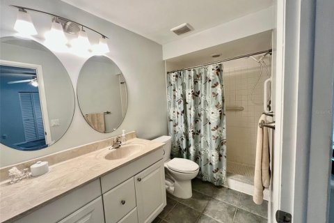 Condo in Clearwater, Florida, 2 bedrooms  № 2142327 - photo 21