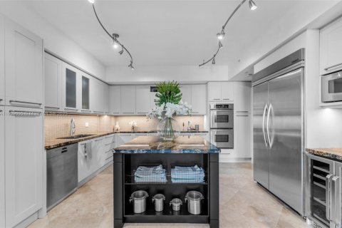 Condominio en venta en Fort Lauderdale, Florida, 2 dormitorios, 197.79 m2 № 1967360 - foto 21