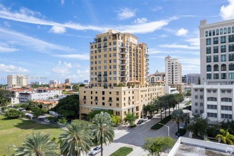 Condominio en venta en Coral Gables, Florida, 2 dormitorios, 109.07 m2 № 1932758 - foto 1