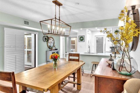 Casa en venta en Pembroke Pines, Florida, 3 dormitorios, 120.68 m2 № 1984172 - foto 12