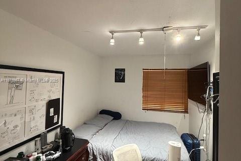 Купить кондоминиум в Майами, Флорида 2 спальни, 60.39м2, № 1927969 - фото 2