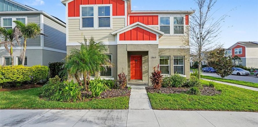House in Riverview, Florida 5 bedrooms, 229.1 sq.m. № 2427245