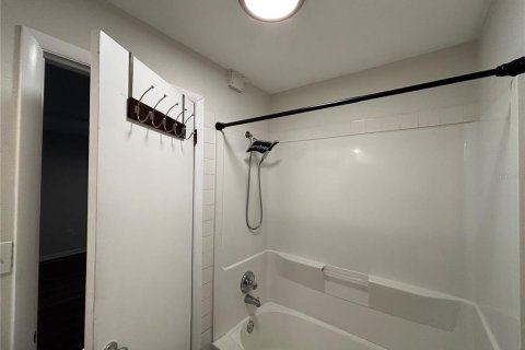 Copropriété à vendre à Bradenton, Floride: 1 chambre, 61.32 m2 № 1831330 - photo 16