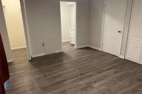 Copropriété à vendre à Bradenton, Floride: 1 chambre, 61.32 m2 № 1831330 - photo 4