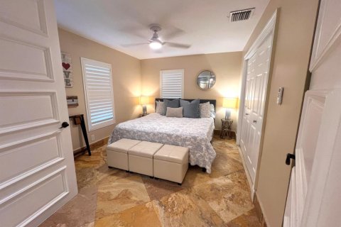 House in Delray Beach, Florida 2 bedrooms, 102.19 sq.m. № 2170020 - photo 13