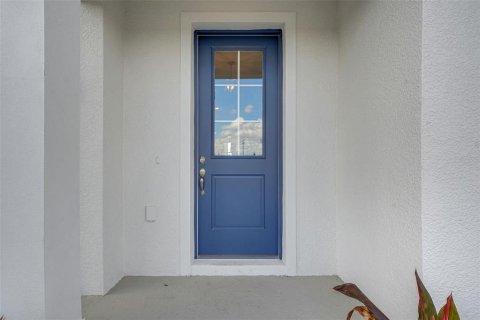Townhouse in San Antonio, Florida 3 bedrooms, 148.83 sq.m. № 2374055 - photo 6