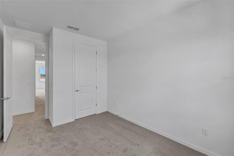 Townhouse in San Antonio, Florida 3 bedrooms, 148.83 sq.m. № 2374055 - photo 22