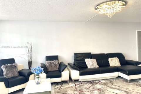 Copropriété à vendre à Sunny Isles Beach, Floride: 1 chambre, 87.61 m2 № 1962513 - photo 6