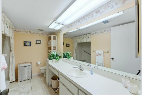 Купить кондоминиум в Брейдентон, Флорида 5 комнат, 115.2м2, № 2099042 - фото 18