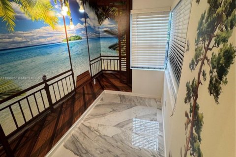 Villa ou maison à louer à Miami, Floride: 3 chambres, 122.63 m2 № 1944499 - photo 7