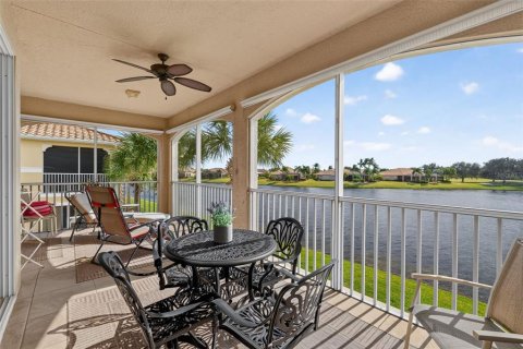 Copropriété à vendre à Sun City Center, Floride: 3 chambres, 230.58 m2 № 2437138 - photo 3