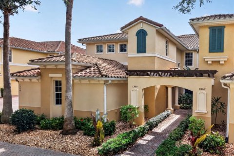 Copropriété à vendre à Sun City Center, Floride: 3 chambres, 230.58 m2 № 2437138 - photo 2