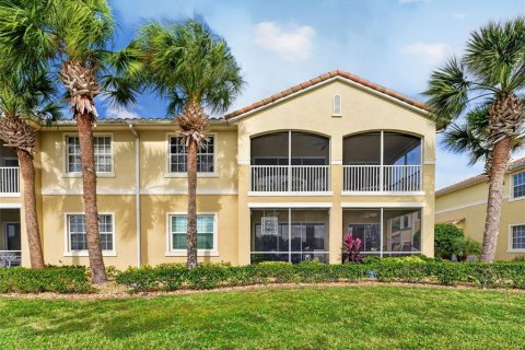 Copropriété à vendre à Sun City Center, Floride: 3 chambres, 230.58 m2 № 2437138 - photo 4