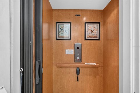 Copropriété à vendre à Sun City Center, Floride: 3 chambres, 230.58 m2 № 2437138 - photo 9