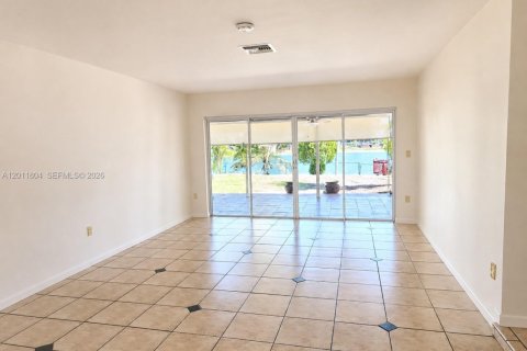 Villa ou maison à vendre à Miami, Floride: 3 chambres, 136.75 m2 № 2085422 - photo 6