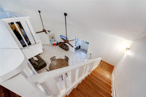 Casa en venta en Indiantown, Florida, 3 dormitorios, 156.35 m2 № 1978068 - foto 19