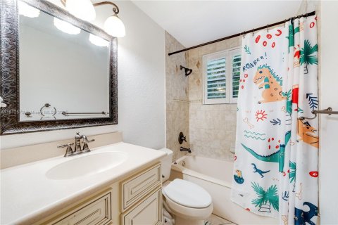 Casa en venta en Indiantown, Florida, 3 dormitorios, 156.35 m2 № 1978068 - foto 17