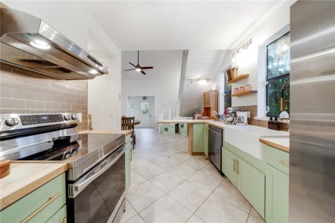 Casa en venta en Indiantown, Florida, 3 dormitorios, 156.35 m2 № 1978068 - foto 13