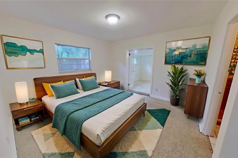 House in Saint Petersburg, Florida 4 bedrooms, 169.08 sq.m. № 1835634 - photo 30