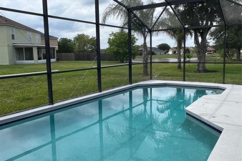 House in Kissimmee, Florida 4 bedrooms, 186.73 sq.m. № 1680160 - photo 24