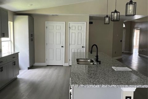 House in Kissimmee, Florida 4 bedrooms, 186.73 sq.m. № 1680160 - photo 12