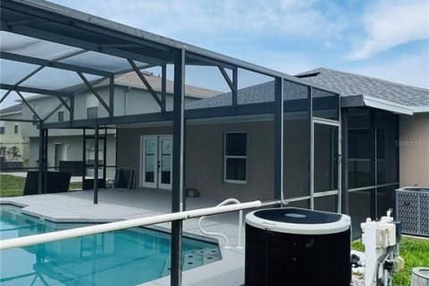 House in Kissimmee, Florida 4 bedrooms, 186.73 sq.m. № 1680160 - photo 23