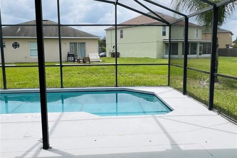 House in Kissimmee, Florida 4 bedrooms, 186.73 sq.m. № 1680160 - photo 15
