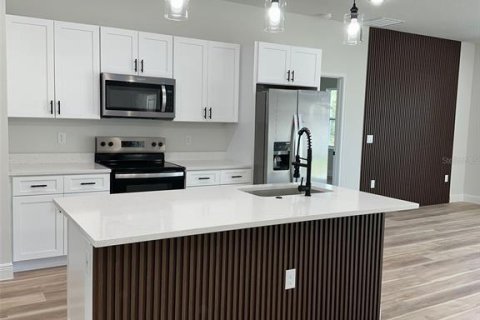 House in Ocala, Florida 4 bedrooms, 173.26 sq.m. № 1742885 - photo 6