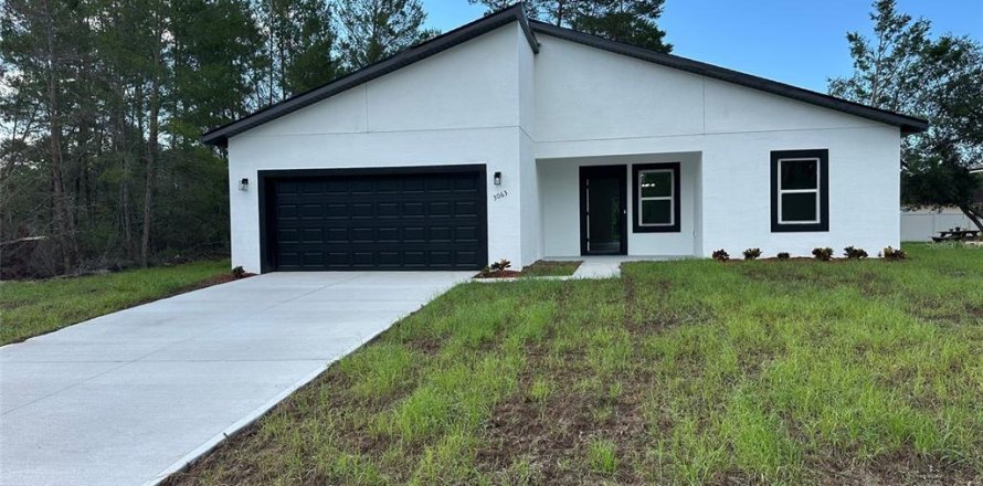 House in Ocala, Florida 4 bedrooms, 173.26 sq.m. № 1742885