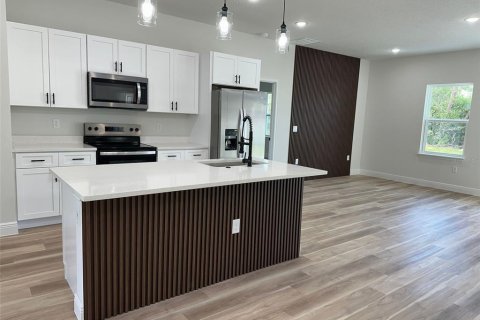 House in Ocala, Florida 4 bedrooms, 173.26 sq.m. № 1742885 - photo 5