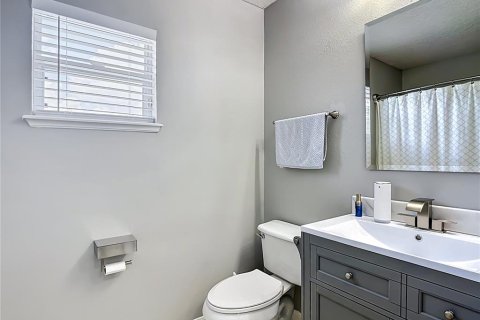 House in Kissimmee, Florida 4 bedrooms, 199.55 sq.m. № 2198684 - photo 25