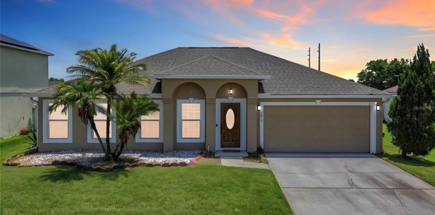 House in Kissimmee, Florida 4 bedrooms, 199.55 sq.m. № 2198684