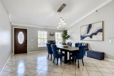House in Kissimmee, Florida 4 bedrooms, 199.55 sq.m. № 2198684 - photo 8