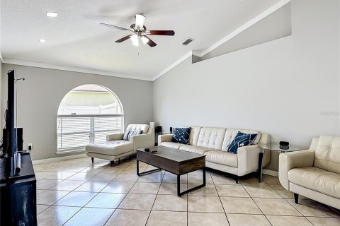 House in Kissimmee, Florida 4 bedrooms, 199.55 sq.m. № 2198684 - photo 18