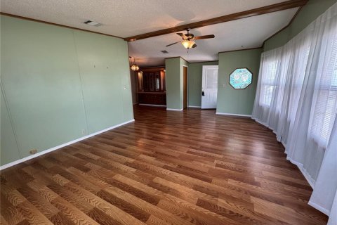 Casa en alquiler en Leesburg, Florida, 2 dormitorios, 142.05 m2 № 2277655 - foto 2