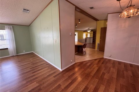Casa en alquiler en Leesburg, Florida, 2 dormitorios, 142.05 m2 № 2277655 - foto 12