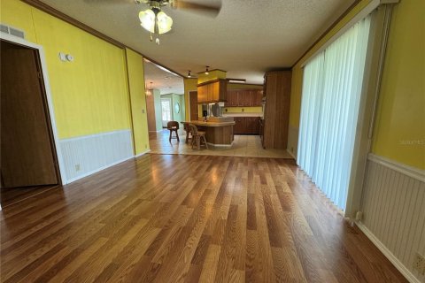 Casa en alquiler en Leesburg, Florida, 2 dormitorios, 142.05 m2 № 2277655 - foto 4